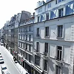 Hotel Du Pont Neuf